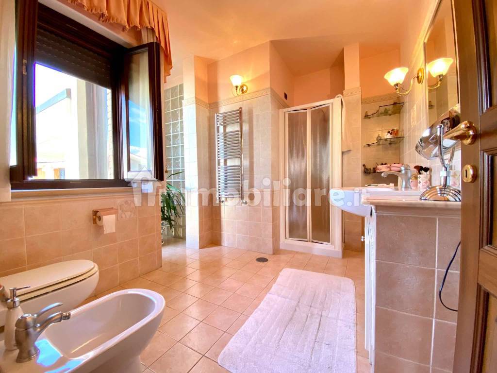 23 - bagno camera padronale