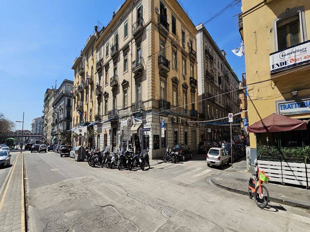 via palermo  9