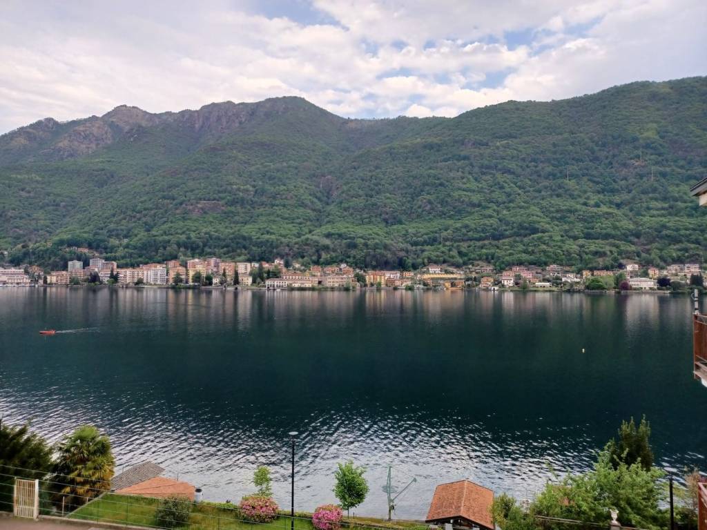 FRONTE LAGO