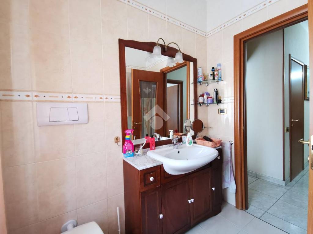 040 BAGNO PRINCIPALE