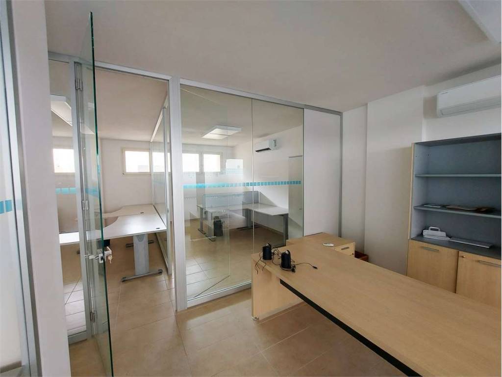 Ufficio - Studio in vendita, Prato, Rif. 103155702 - Immobiliare.it