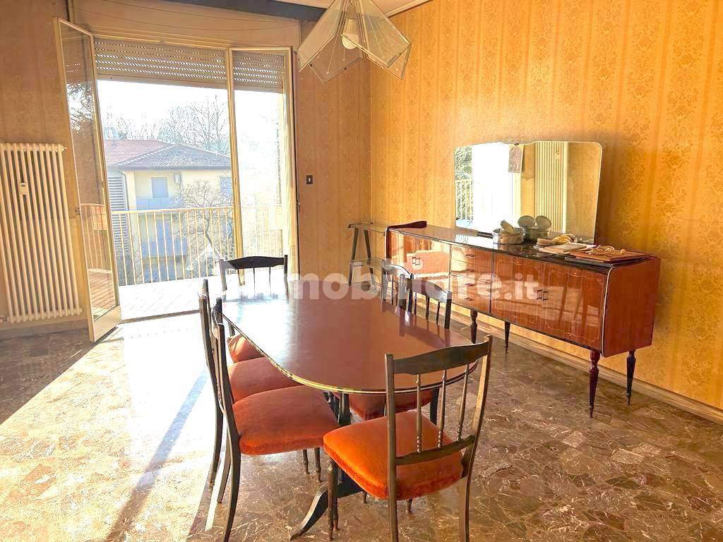 Vendita Appartamento Bologna. Trilocale in via Eleonora Duse 10. Da