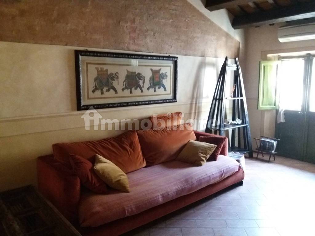 Affitto Appartamento Castel Bolognese. Trilocale in via Amonio. Buono stato, secondo piano Affitto Appartamento Castel Bolognese. Trilocale in via Amonio. Buono stato, secondo piano
