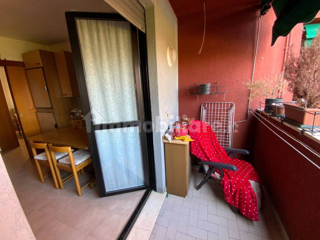 Vendita Appartamento Settimo Milanese. Bilocale in via Aldo Moro 11. Buono  stato, primo piano, posto auto, con balcone, riscaldamento autonomo, rif.  103146400