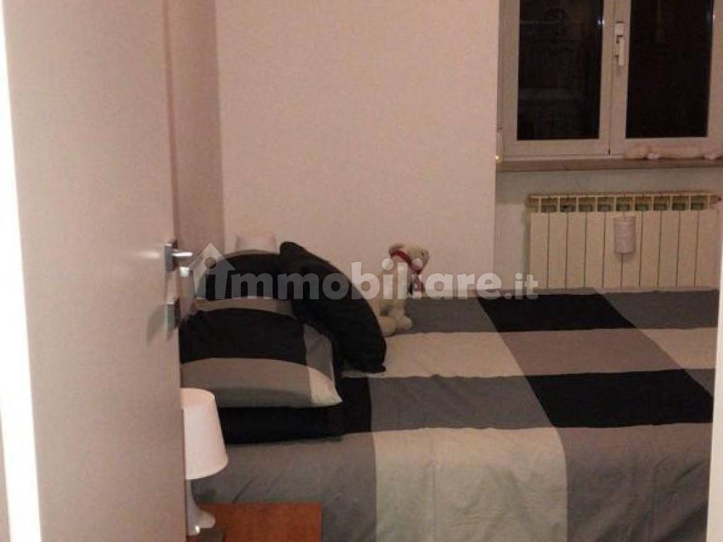 Rent Apartment Trieste. 2room flat in via dei Navali 29. Excellent