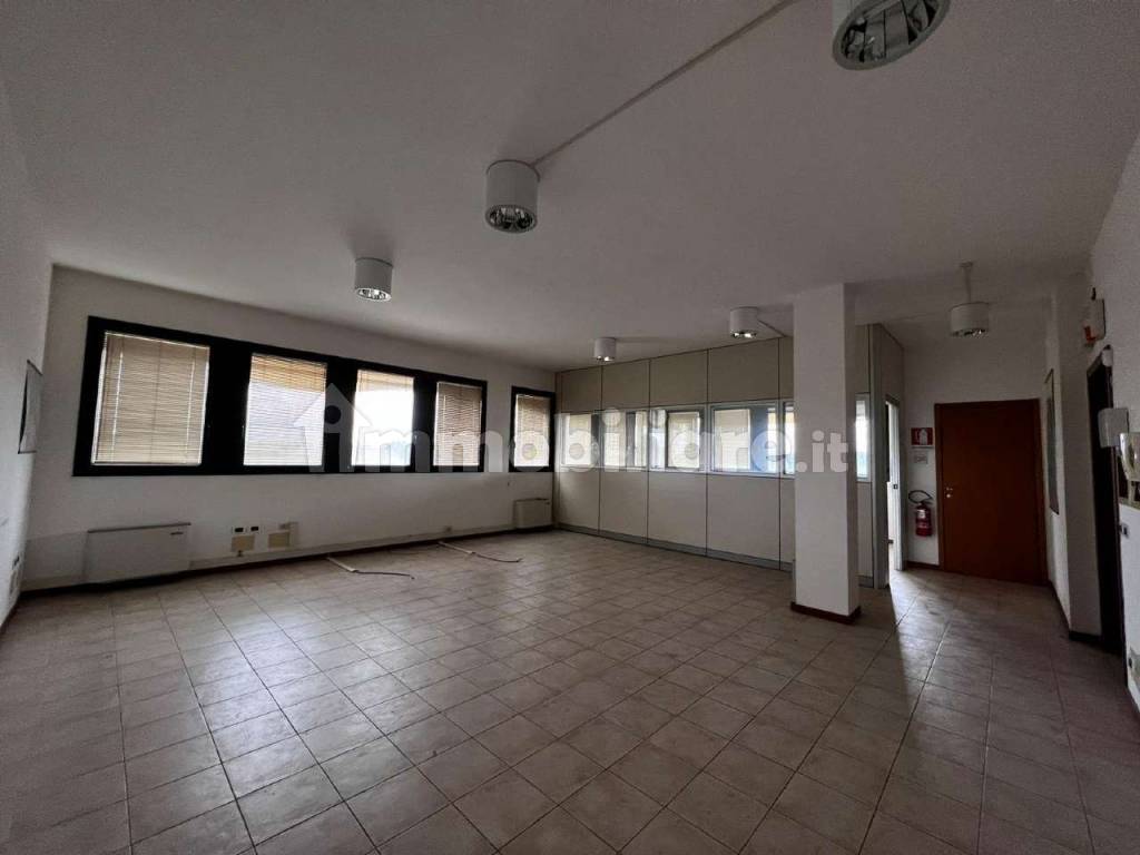 photo-2023-05-11-17-52-28 (1)