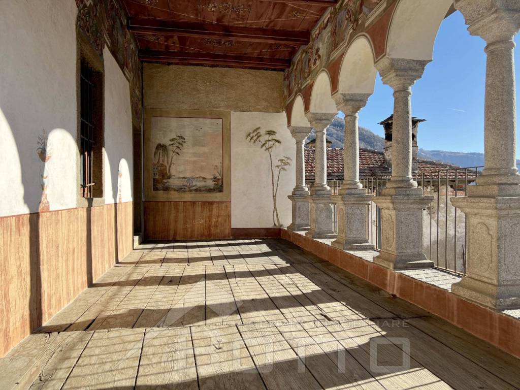 casa vendita loreglia portico2