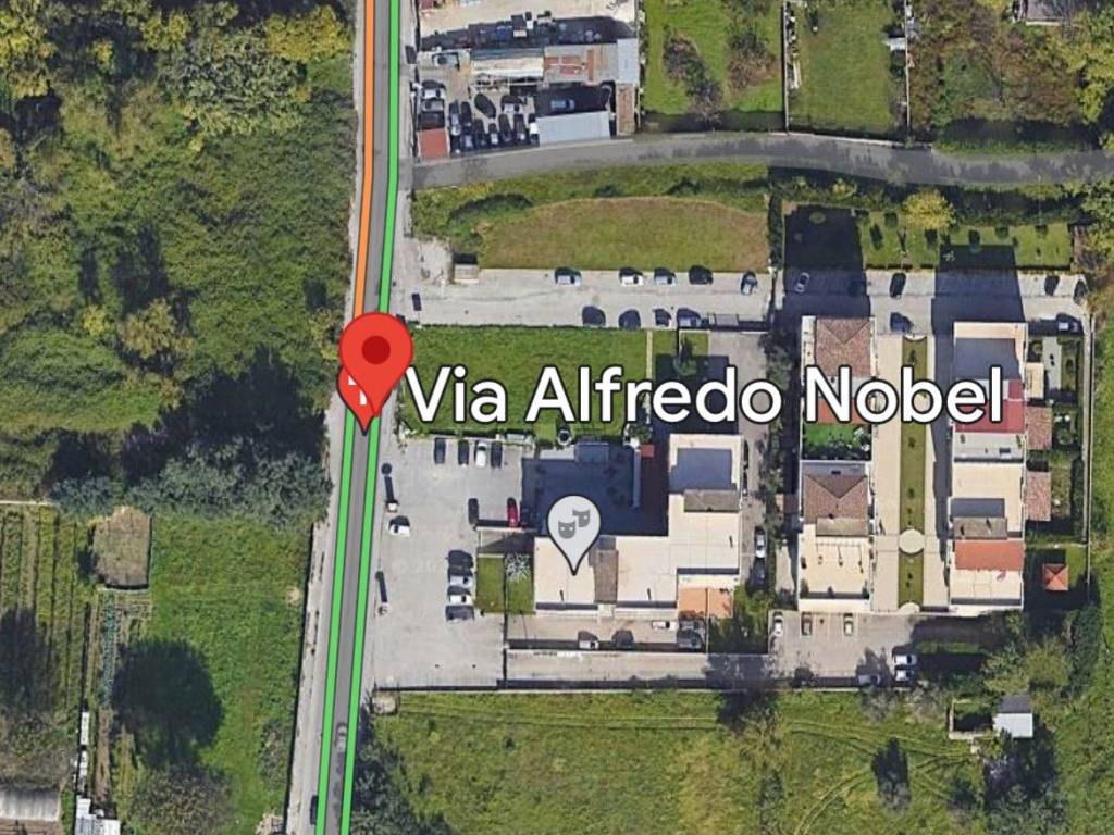 Garage - box via alfred nobel, aversa