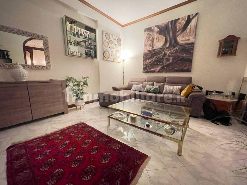 Vendita Appartamento in largo San Vincenzo de' Paoli. Roma, rif. 103300418