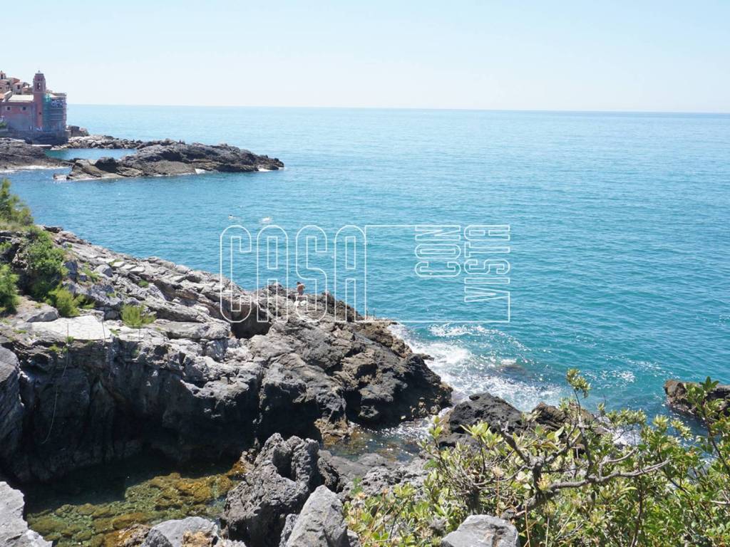 piscina naturale tra le rocce