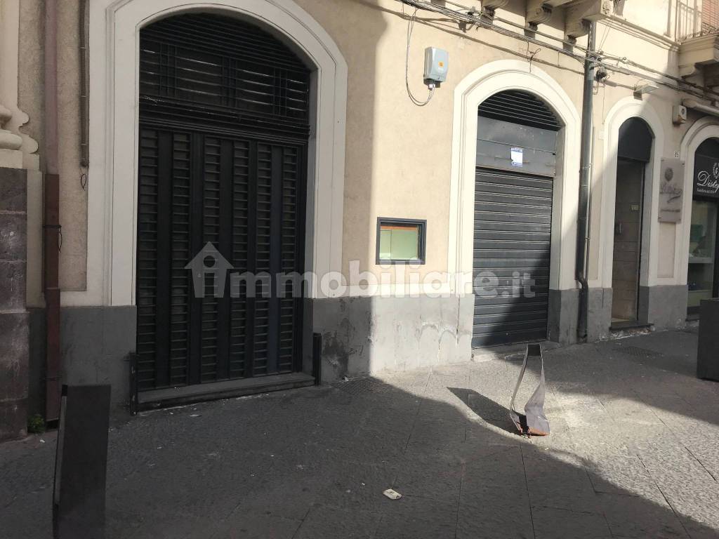 Locale commerciale via Vittorio Emanuele, Paternò, Rif. 103412216