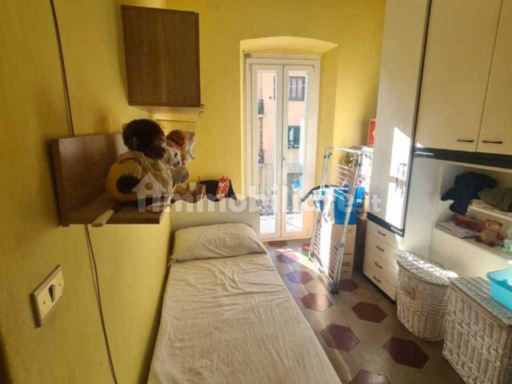Vendita Appartamento in via Roma, 73. Calice Ligure. Buono stato, primo