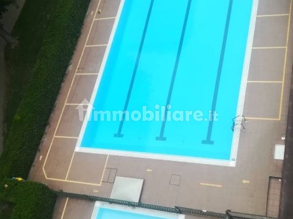 Rent Apartment Milan. 2room flat in viale Famagosta 24. Excellent