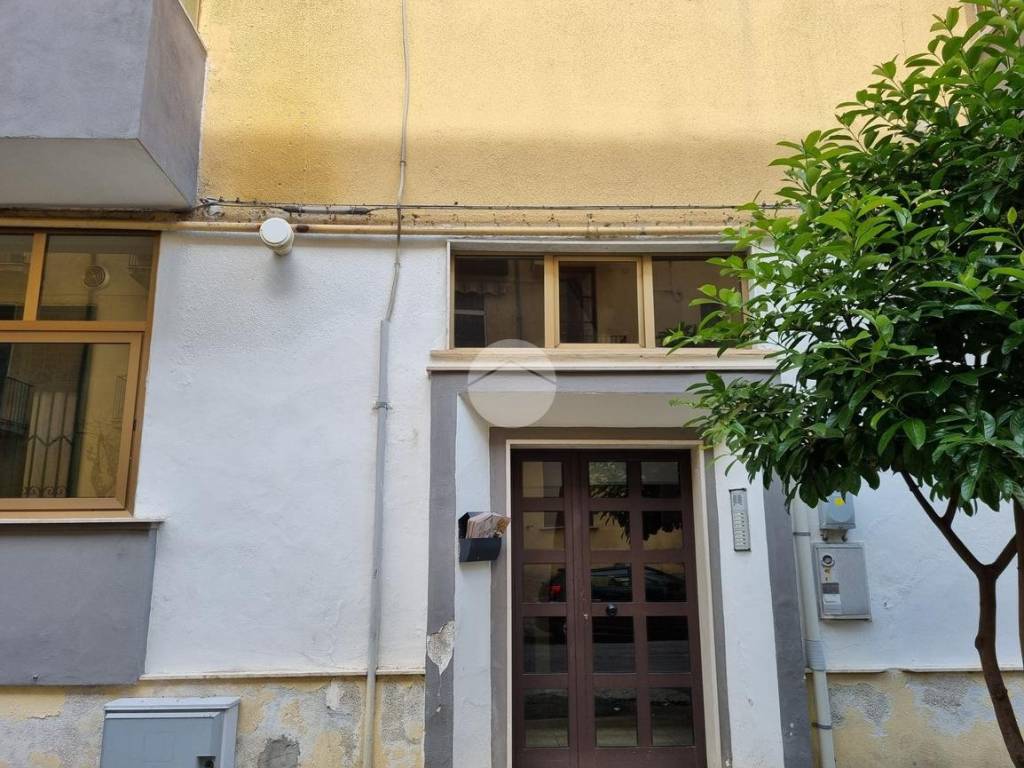 Vendita Appartamento Cosenza. Trilocale in via giuseppe santoro 2