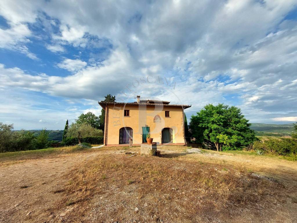 Appartamento in villa, campagna fiorentina