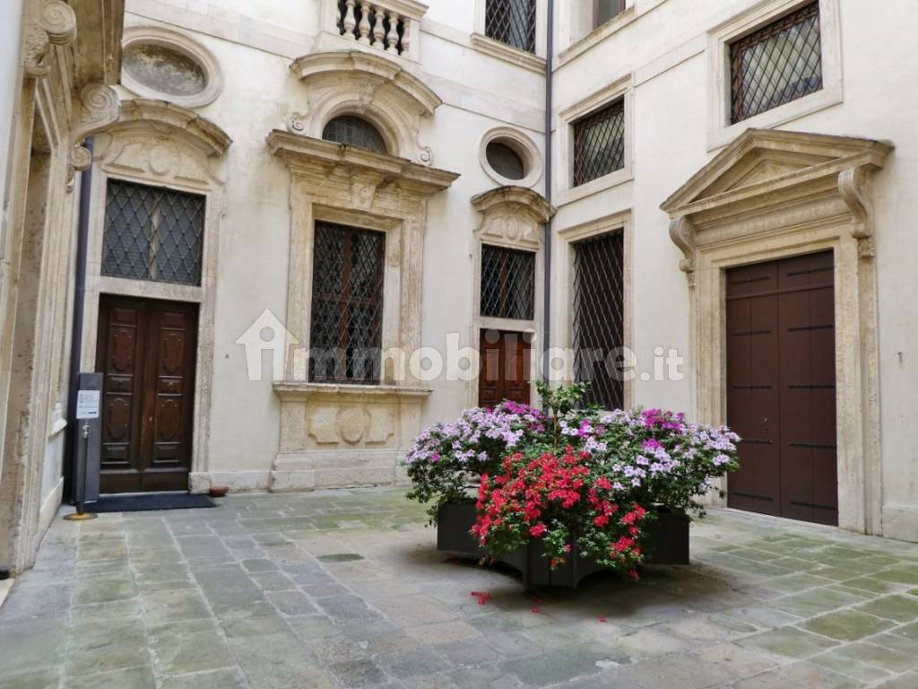 cortile interno