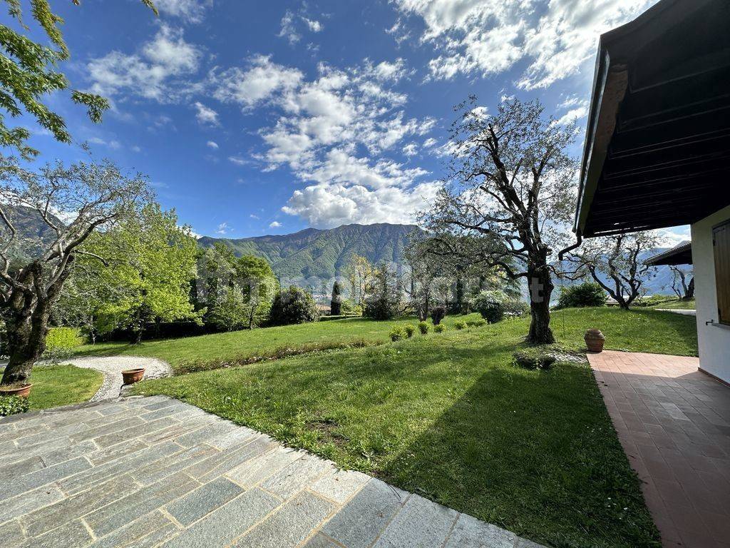 Lago Como Leno Villa con Giardino e Piscina rid-48