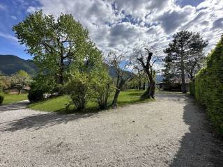 Lago Como Leno Villa con Giardino e Piscina rid-52