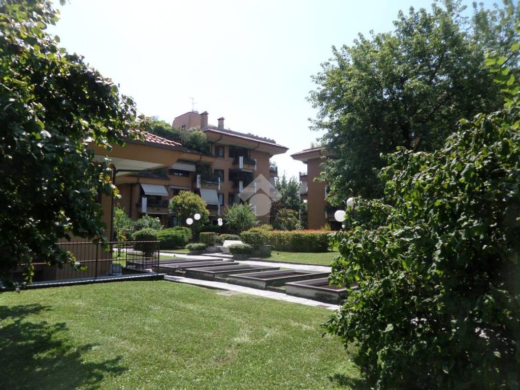 giardino condominiale