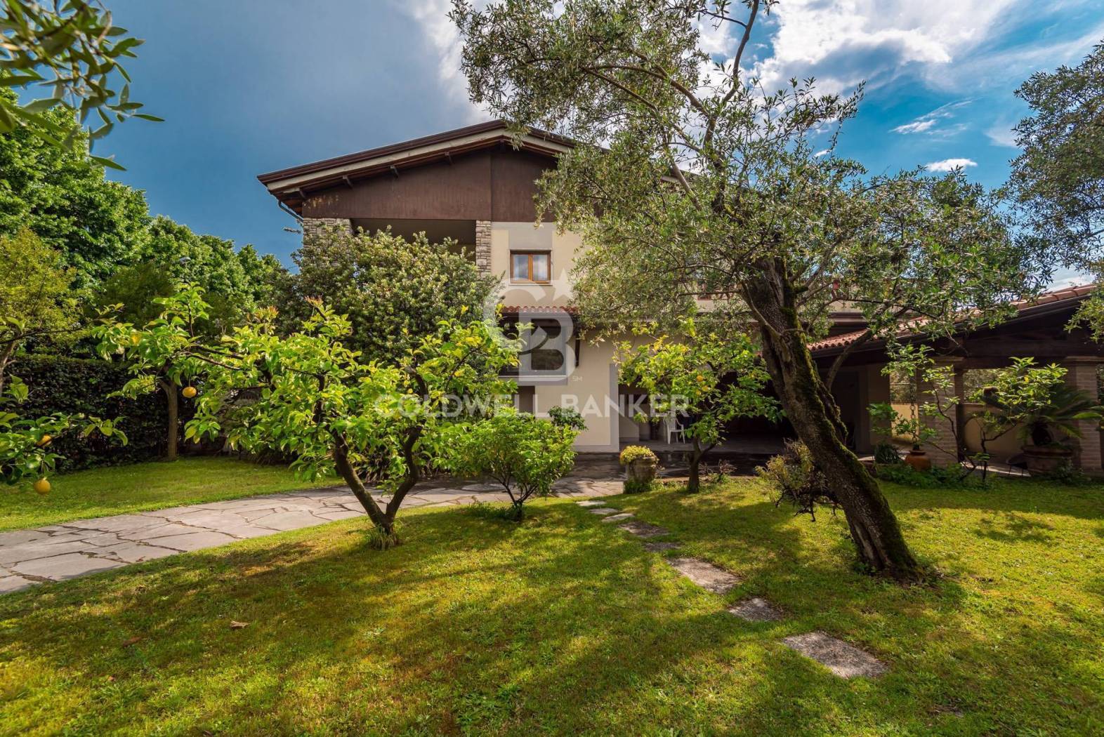 Villa in vendita a Pietrasanta