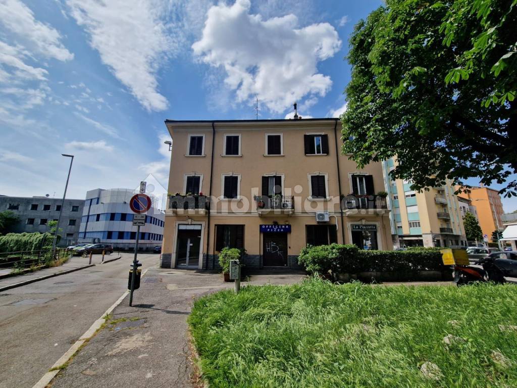 Locale commerciale via Gerolamo 21, Monza, Rif. 103580558