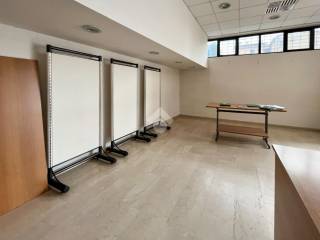 INTERNO