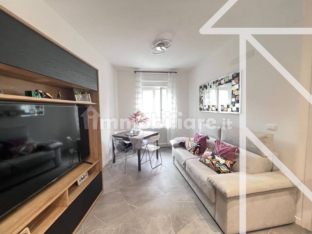 Vendita Appartamento Trieste. Trilocale in via Bartolomeo d'Alviano 92