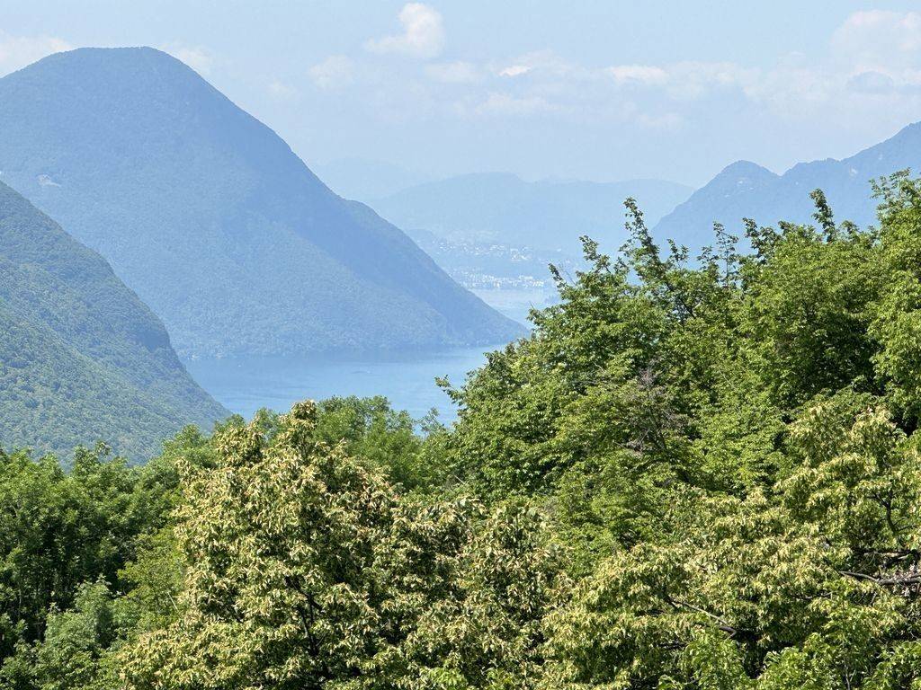 Lago Como Naggio Casa con Terrazzi e Vista Lago rid-41