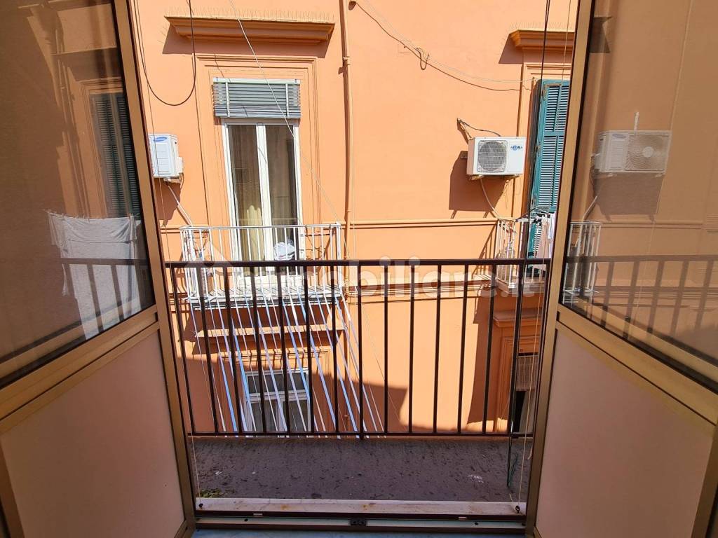 balcone alla romana