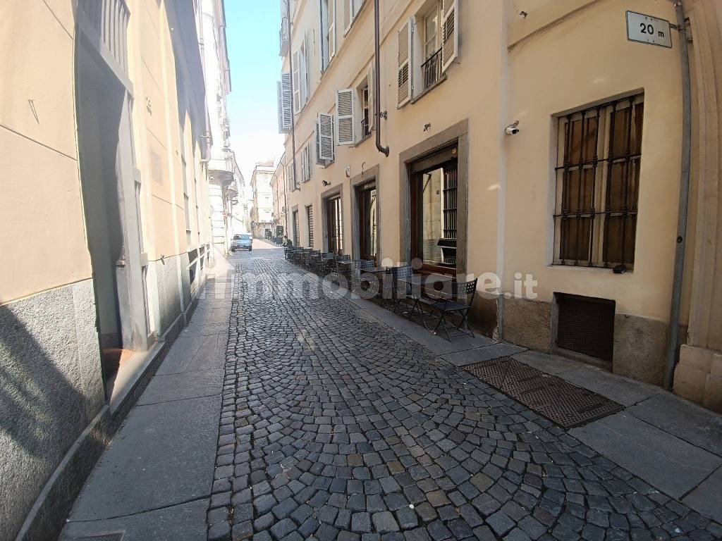 Locale commerciale via Giuseppe Barbaroux 28, Torino, Rif. 103692424 Immobiliare.it