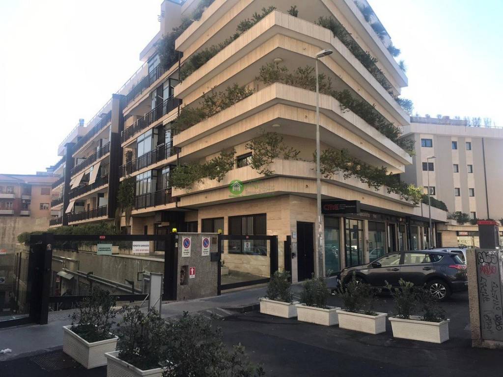 Garage Box via Guardia della Carvana, Catania, Rif. 103707800 Immobiliare.it