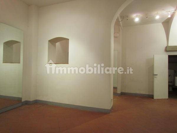 vendita_locale_commerciale_firenze_100857562062406