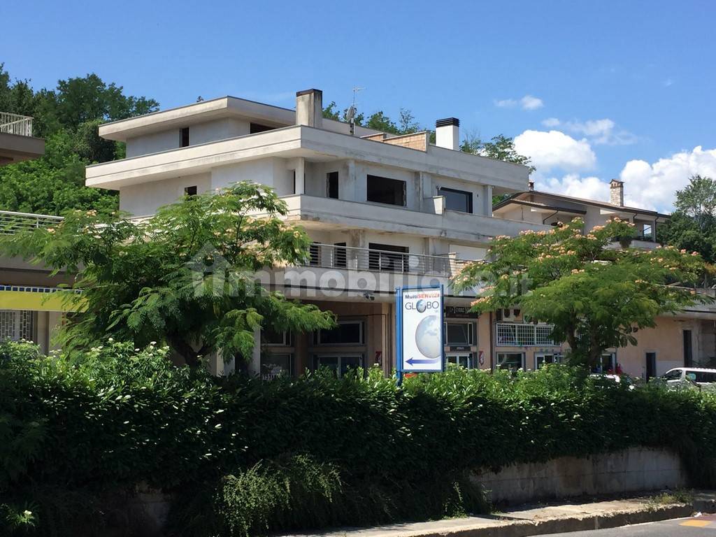 Villa bifamiliare viale Fabrateria Vetus, Centro, Ceccano — foto 2