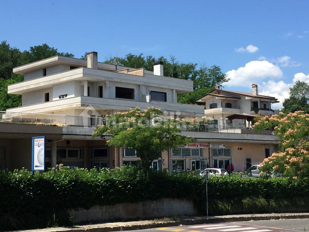 Villa bifamiliare viale Fabrateria Vetus, Centro, Ceccano — foto 3