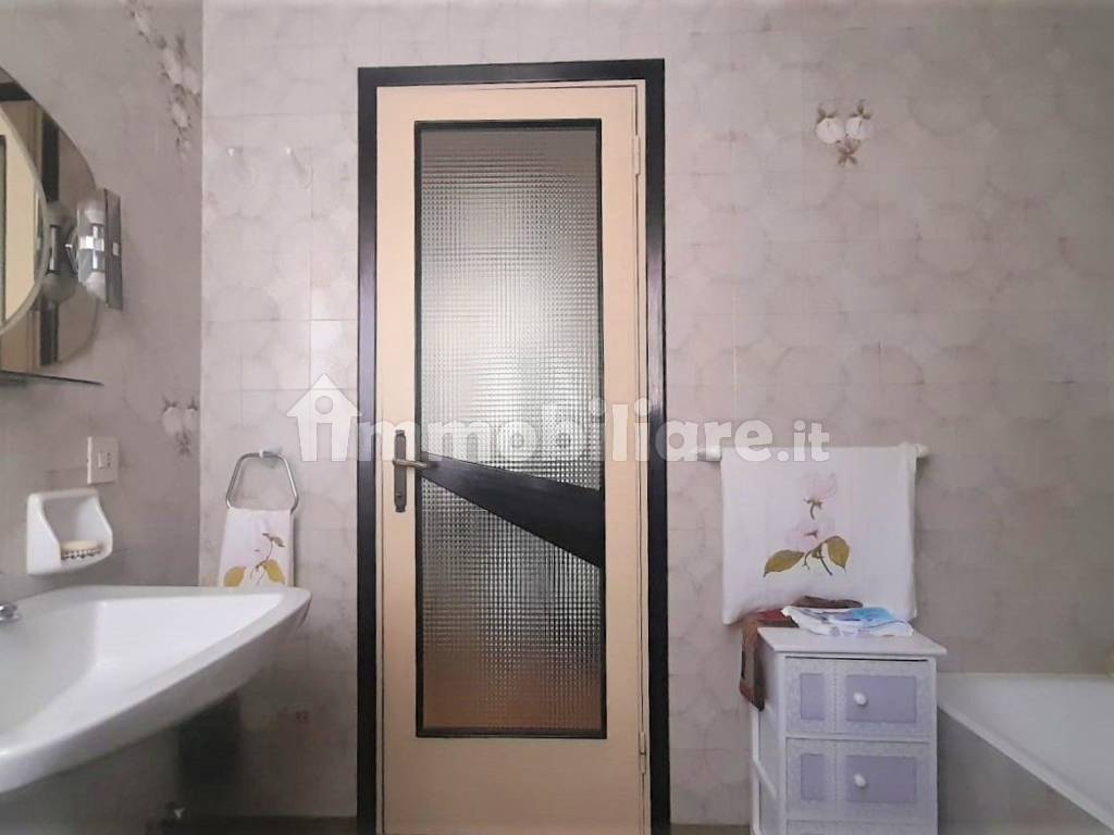 BAGNO piano rialzato