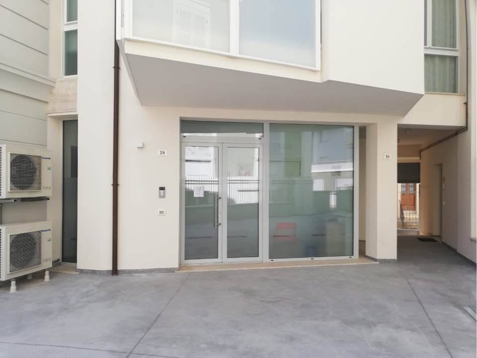 Locale commerciale, centro storico, senigallia