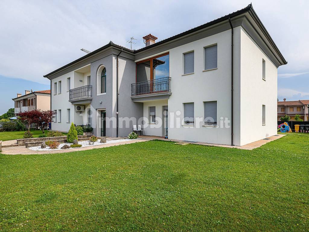 Vendita Appartamento San Zenone degli Ezzelini. Quadrilocale in via