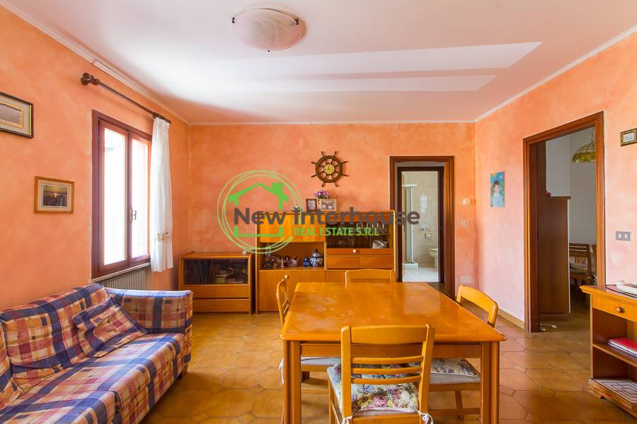 Vendita Villa a schiera in via Gorizia 36 Maniago. Buono stato, posto auto, riscaldamento