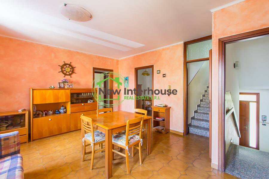 Vendita Villa a schiera in via Gorizia 36 Maniago. Buono stato, posto auto, riscaldamento