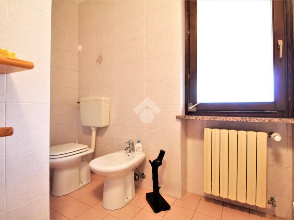 bagno primo piano