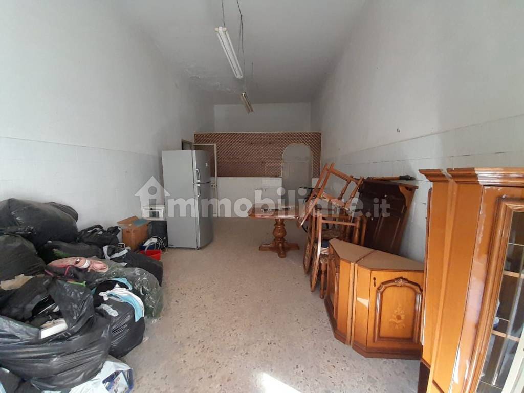 Magazzino Deposito via Fiume Delia 3, Palermo, Rif. 103829549