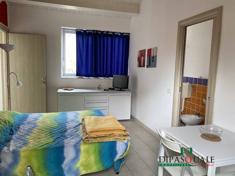 vendita-casa-singola-ragusa-rif-0vcs8-casa-singola-gia-adibita-a-casa-vacanza-anxqil0m.JPG