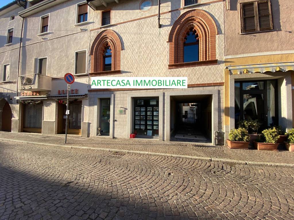 agenzia immobiliare