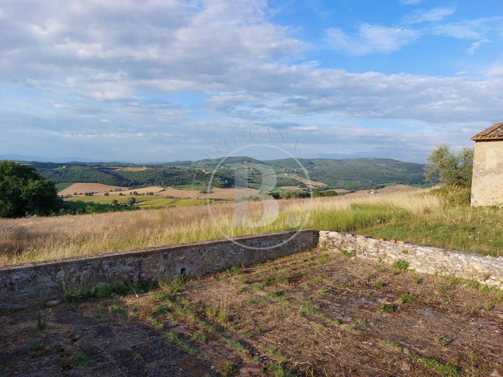 Chianti fiorentino, Casale toscano con fienile