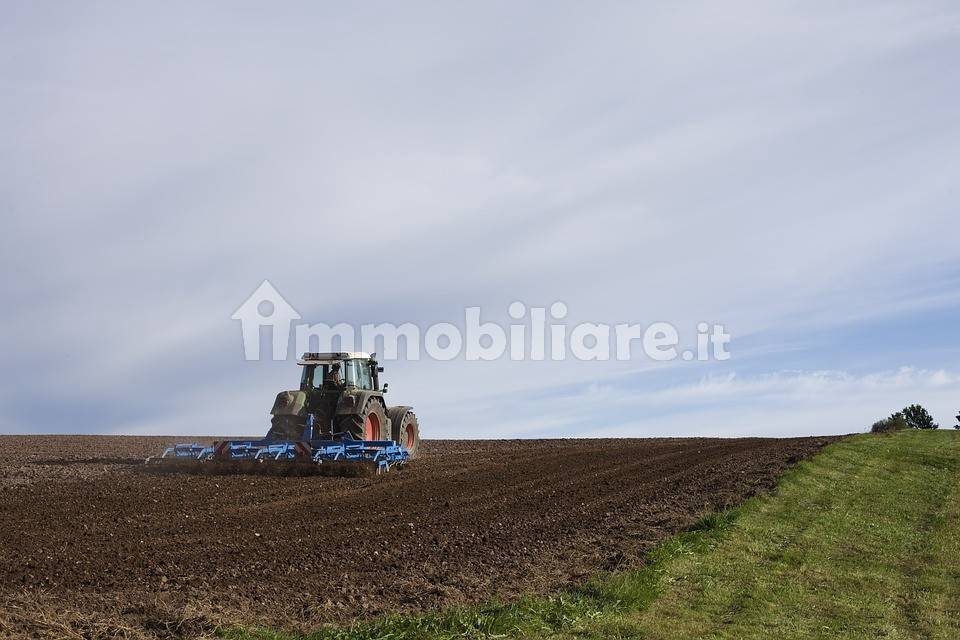 agricultural machine 1918989 960 720