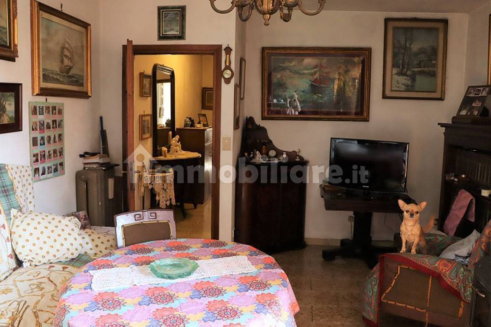 Dolceacqua liguria country house for sale le 45080