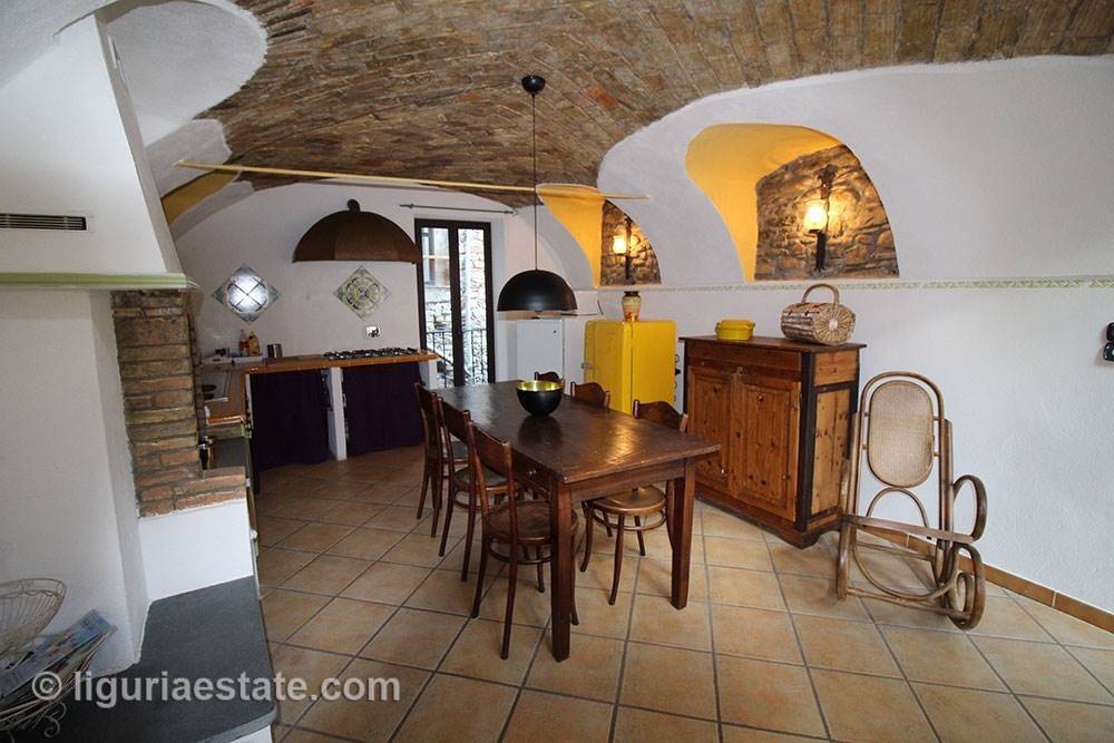 Dolceacqua apartment for sale 115 imp 43084 001