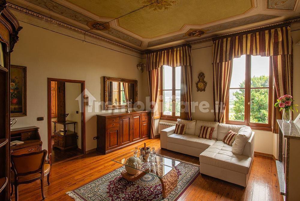 Serravalle scrivia piedmont mansion for sale 44092