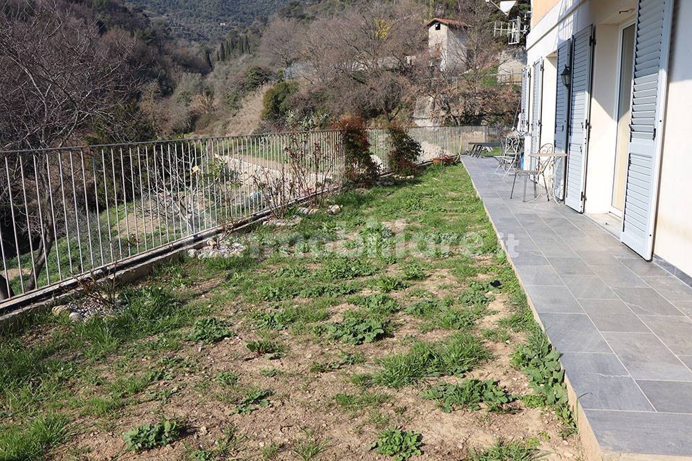 Camporosso liguria apartment for sale le 45003 026