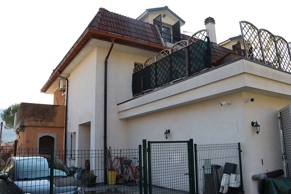 Camporosso liguria apartment for sale le 45003 033